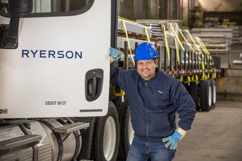 Pilote et véhicule de livraison Ryerson